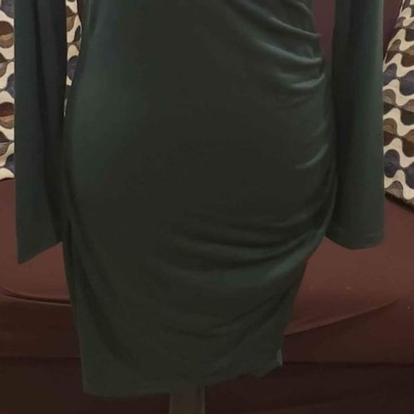 Bodycon Ruched Long Sleeve Dress Dark Green NWT, KIRUNDO Boutique, Size 3 Ladies - Picture 10 of 15